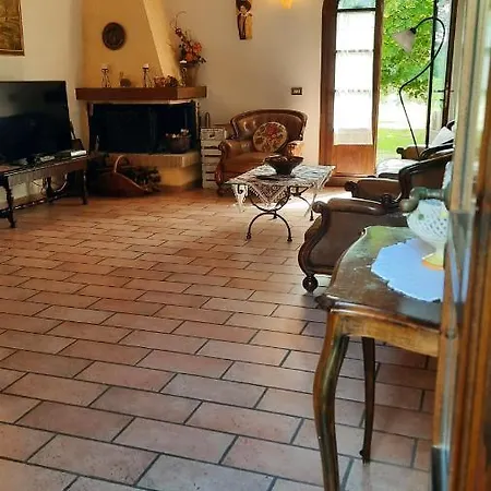 Holiday home Podere Il Cerrone App Romilda Con Piscina Fauglia