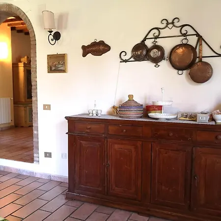 Podere Il Cerrone App Romilda Con Piscina Fauglia