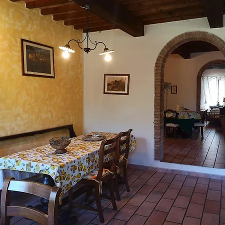 Feriehus Podere Il Cerrone App Romilda Con Piscina Fauglia