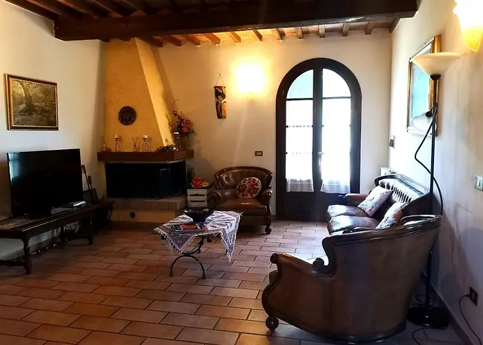 Feriehus Podere Il Cerrone App Romilda Con Piscina