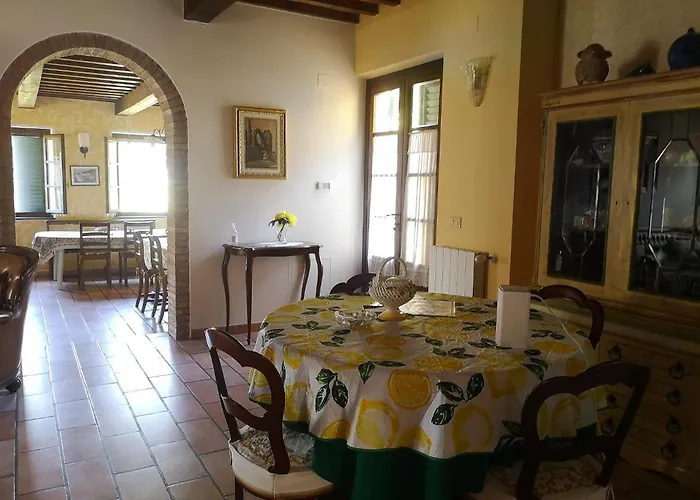 Feriehus Podere Il Cerrone App Romilda Con Piscina Fauglia