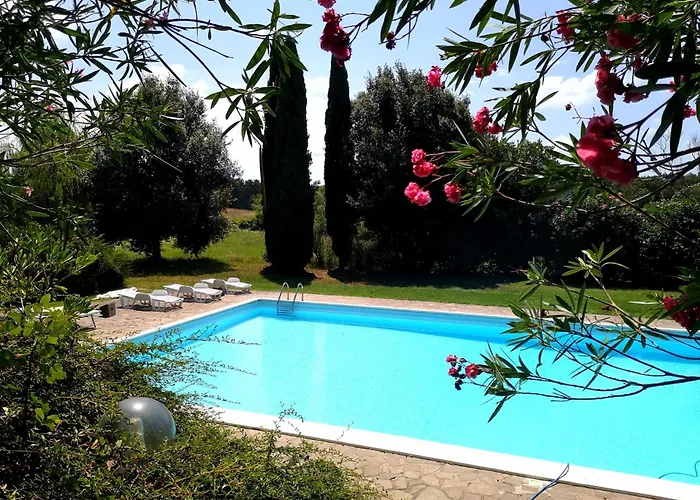 Podere Il Cerrone App Romilda Con Piscina Feriehus *